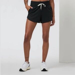 Vuori Halo Performance Short 2.0